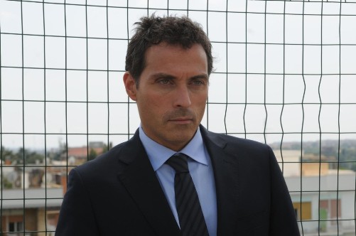 ispettore-zen-Rufus Sewell